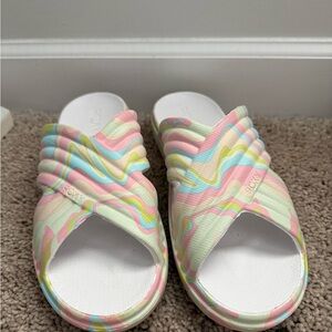 Roxy womens pastel  Wave Slide Sandals